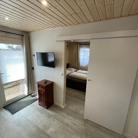 Tiny Haus #4 - Ruhe & Wellness Mit Sauna Und Tiny Pool