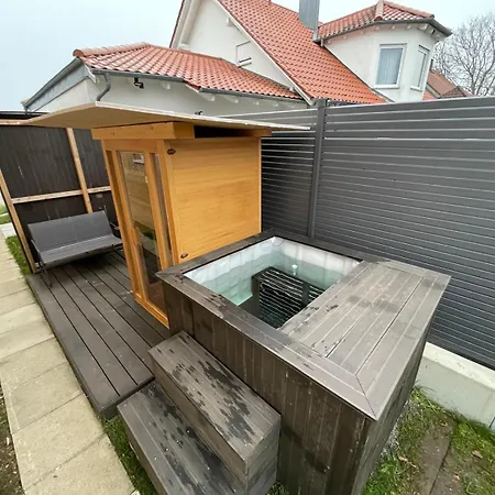 Tiny Haus #4 - Ruhe & Wellness Mit Sauna Und Tiny Pool